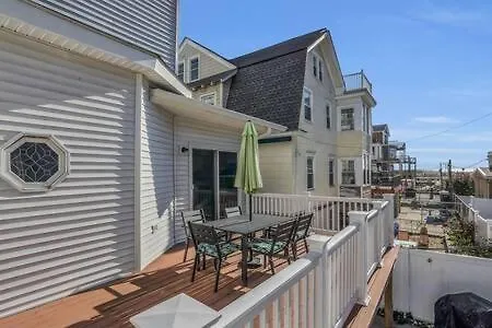Bartram Dream House I - Bartram Beach Retreat